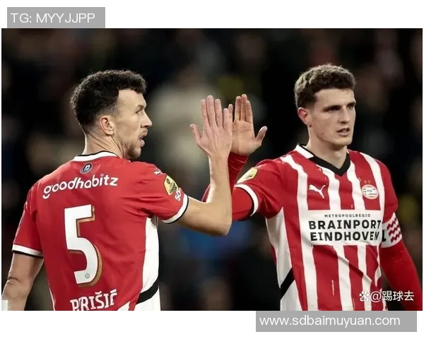 埃因霍温主场迎战费耶诺德争夺荷甲冠军争夺战的关键之战